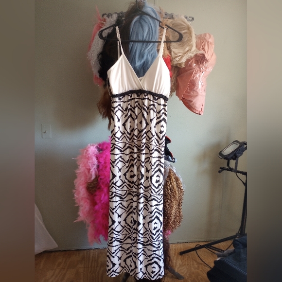 3 REALLY CUTE OUTFITS FOR SPRING TIME SIZE XL - Picture 4 of 4